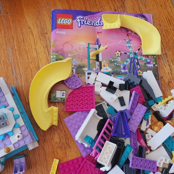 Lego Girl Friends, Frozen Miscellaneous Pieces Large Lot 2 lb  Lego - Picture 4 of 6